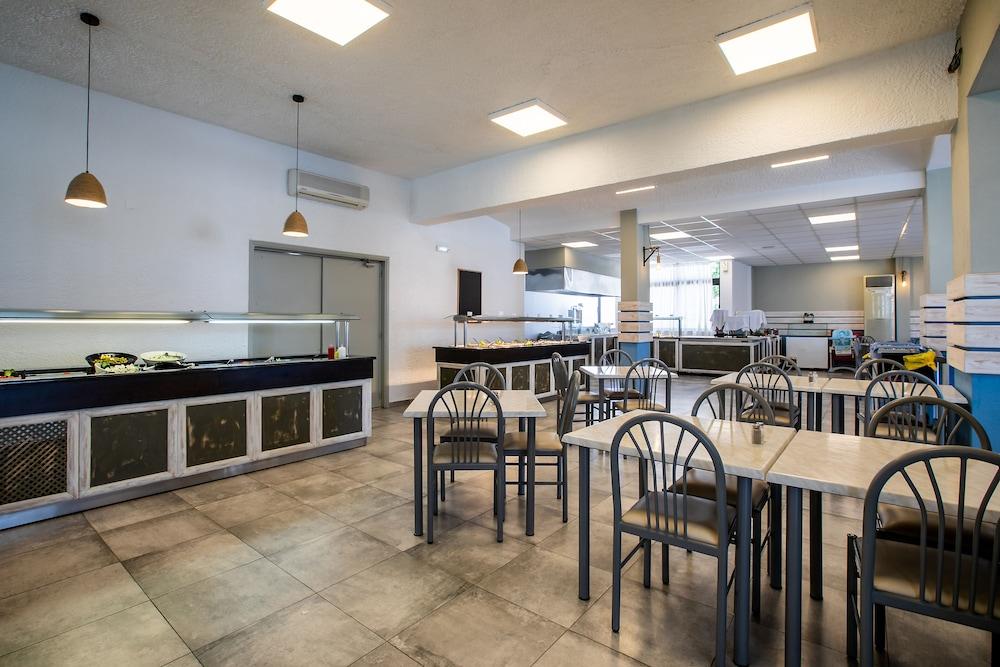 Hotel Lymberia